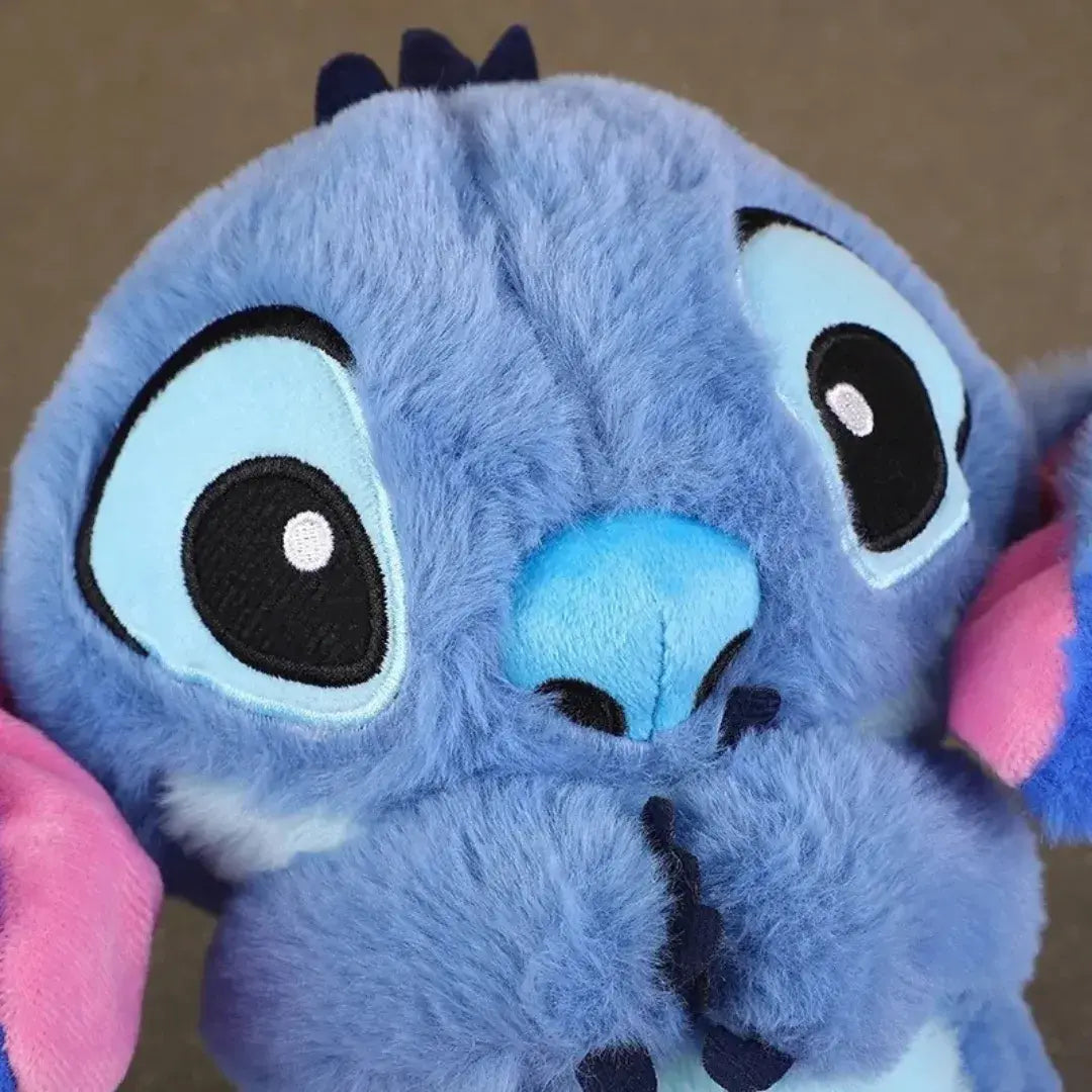 Pelúcia rosa estilo Stitch com luz LED no peito – versão feminina fofa da Romantizze