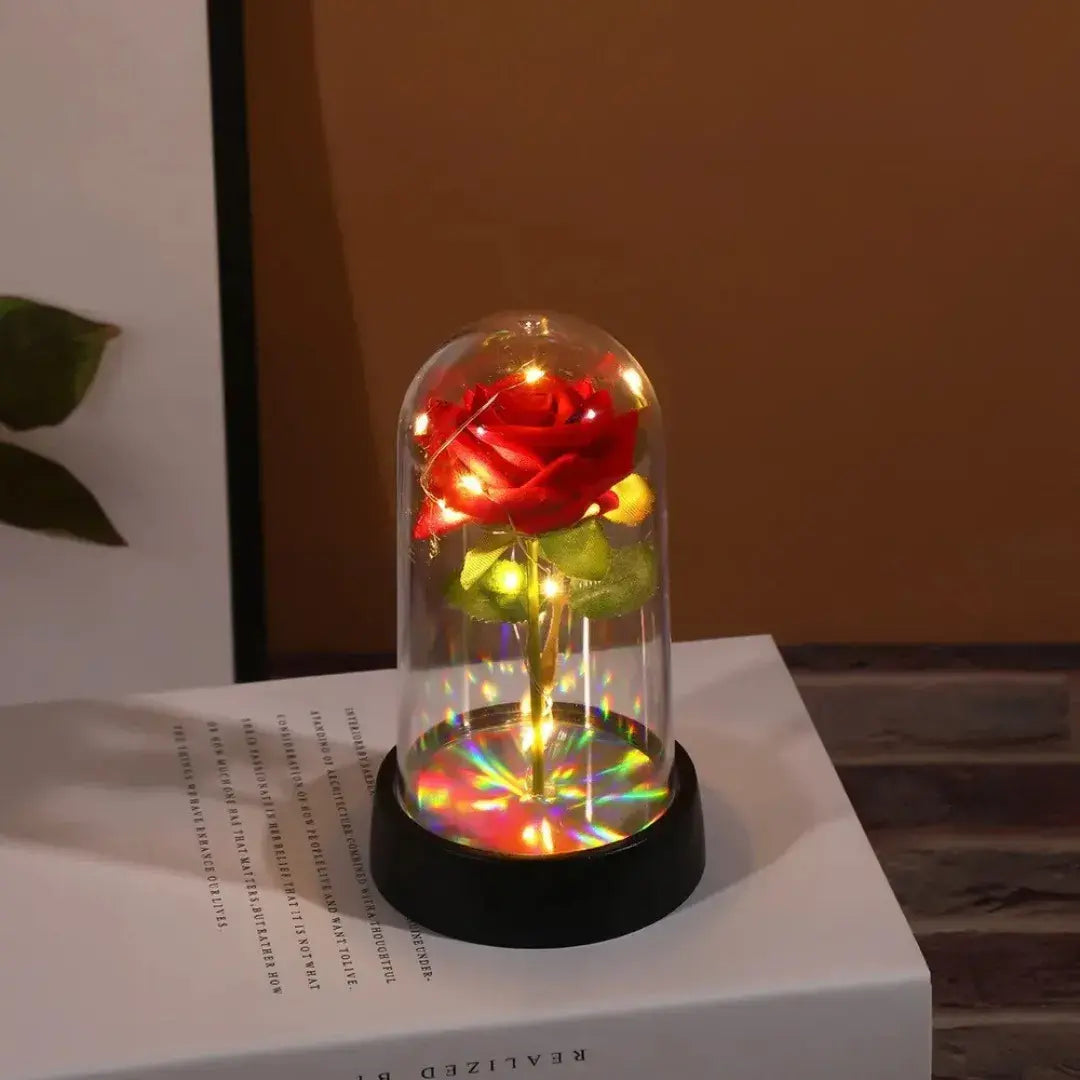 Rosa vermelha com cúpula e base holográfica com luzes LED decorativas