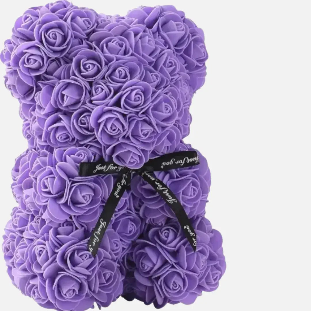 Urso decorativo de rosas artificiais na cor roxa com laço – presente criativo da Romantizze